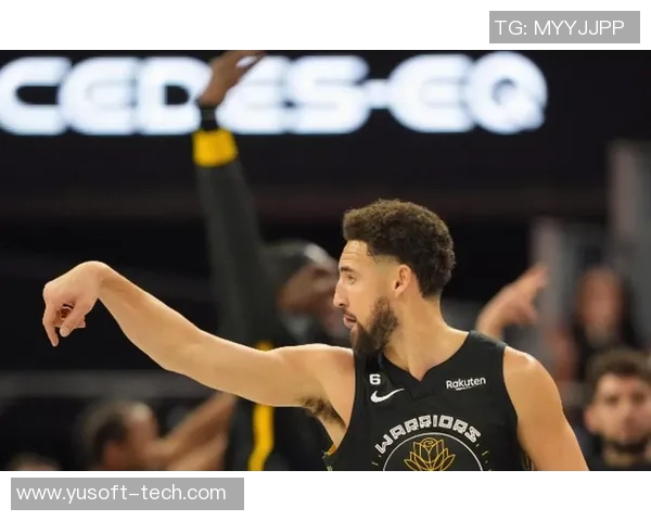 克莱汤普森：勇士队的三分神射手与不屈精神的象征