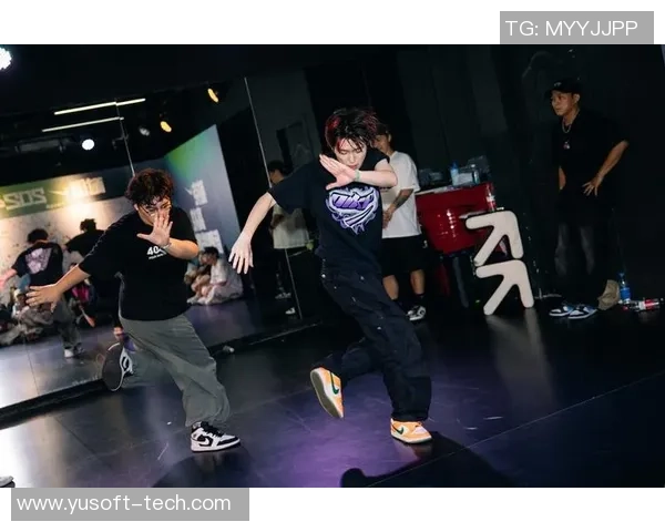 街舞逆袭：见证北京街舞队从默默无闻到璀璨舞台的奋斗历程MBA